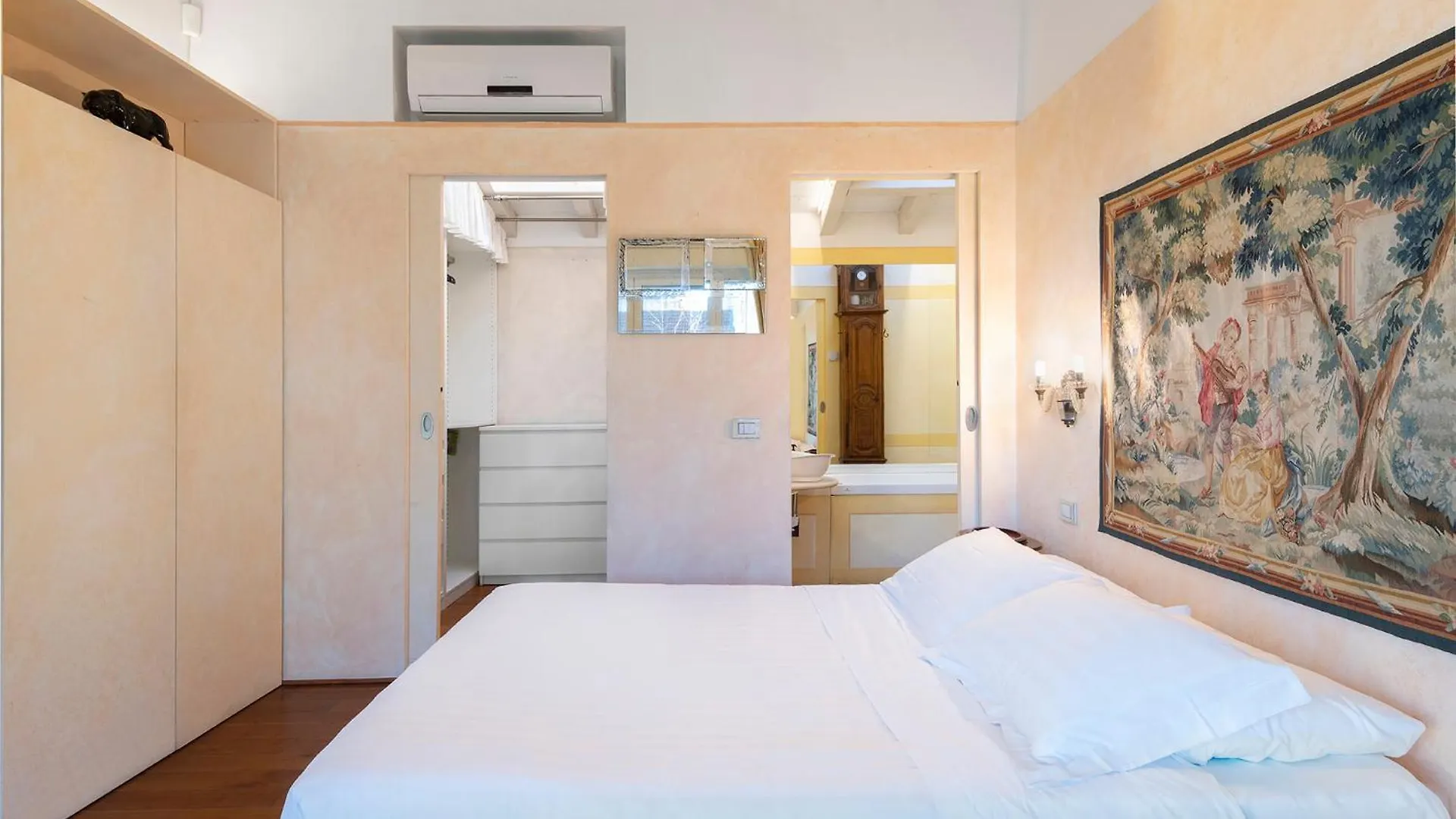 Fifty Eight Suite Milan Sforza Apartment